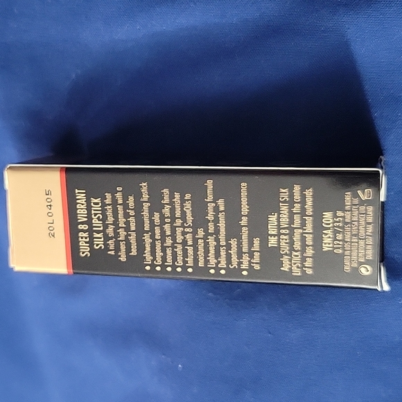 Yensa Vibrant Silk Lipstick - Picture 3 of 6